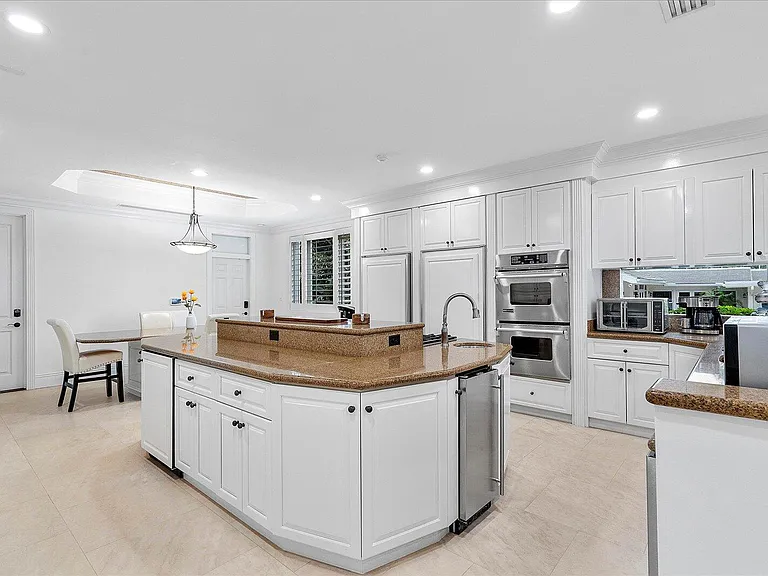 414 Riviera Isle Dr — Photo 22