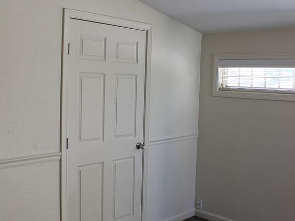 4th image of 630 Frontage Rd APT 5