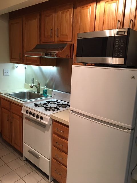 1st image of 113 Eldridge St APT 4