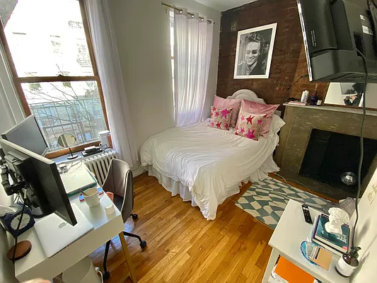 Rented by J PRESTON AND ASSOCIATES INC | media 7