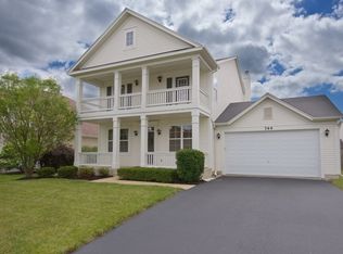 744 Spires Dr, Oswego, IL