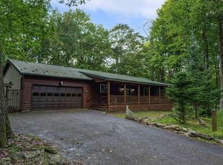 1471 E Alpine Dr, Terra Alta, WV 26764