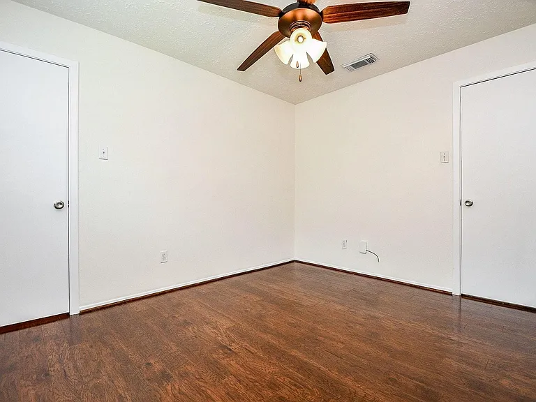 16823 Cobble Ridge Dr — Photo 34
