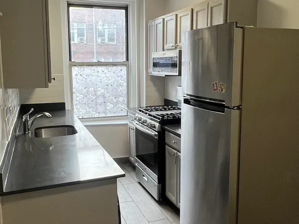 24-16 29th Street image 6 of 7