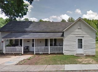 553 Buncombe St, Woodruff, SC 29388
