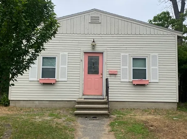 3 Cole Ave, Haverhill, MA 01835