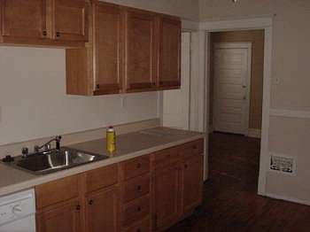 4th image of 3320 S 18th St