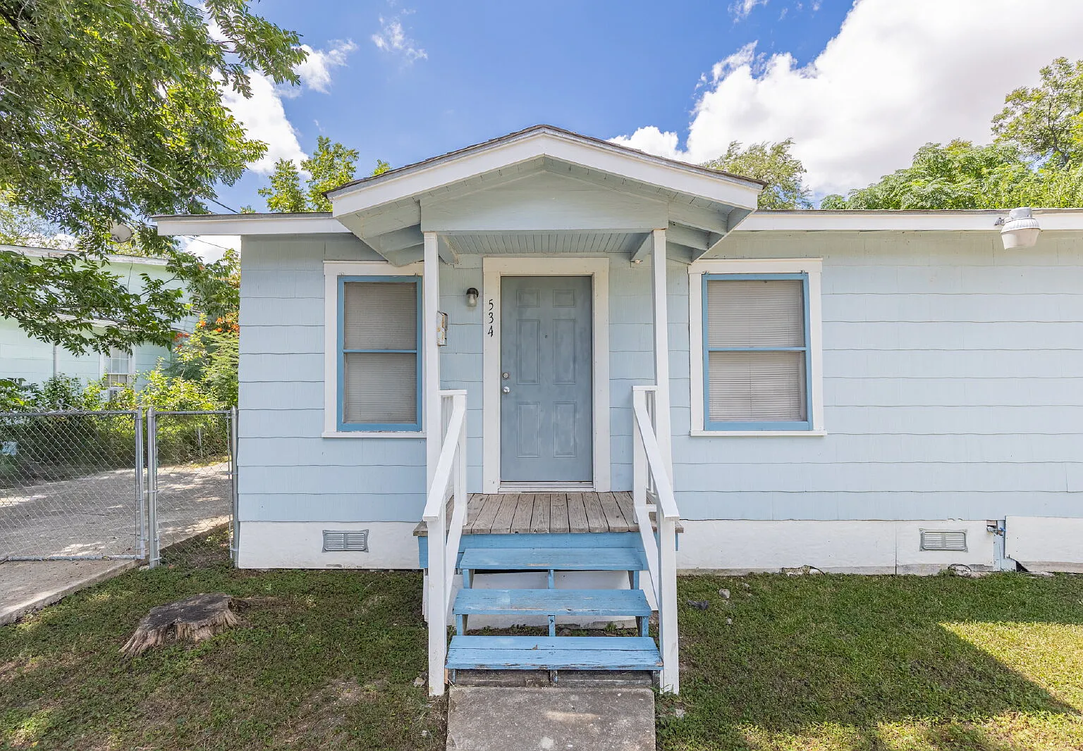2 bed, 1.0 bath, 1536 sqft, $900 — Photo 4