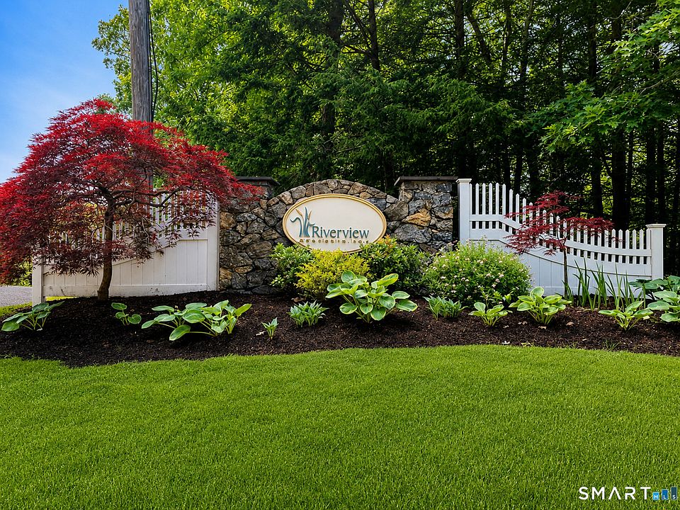 1st image of 11 Trout Brook Circle #11