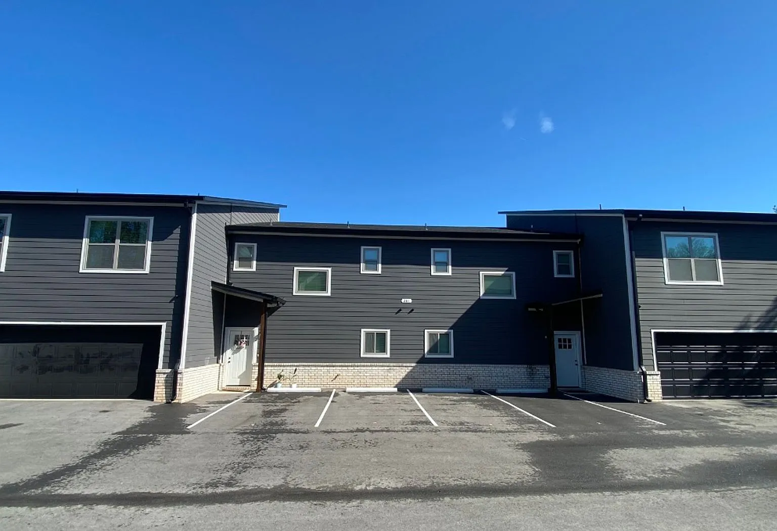 Newly Constructed Townhome! — Photo 1