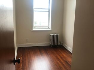 75-29 67th Rd, Flushing, NY 11379