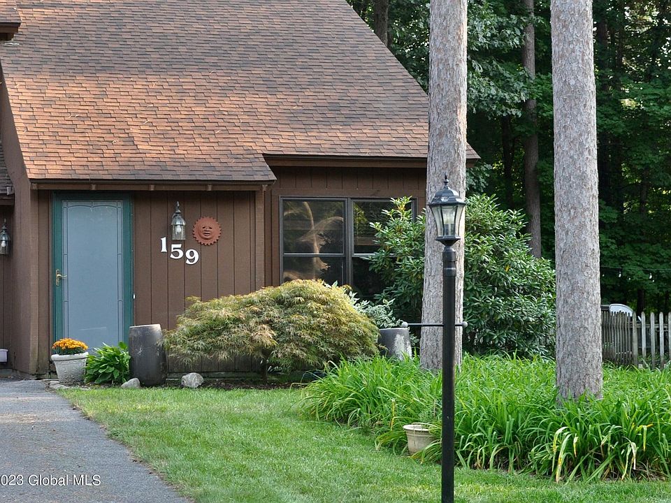 1st image of 159 Arrow Wood Pl