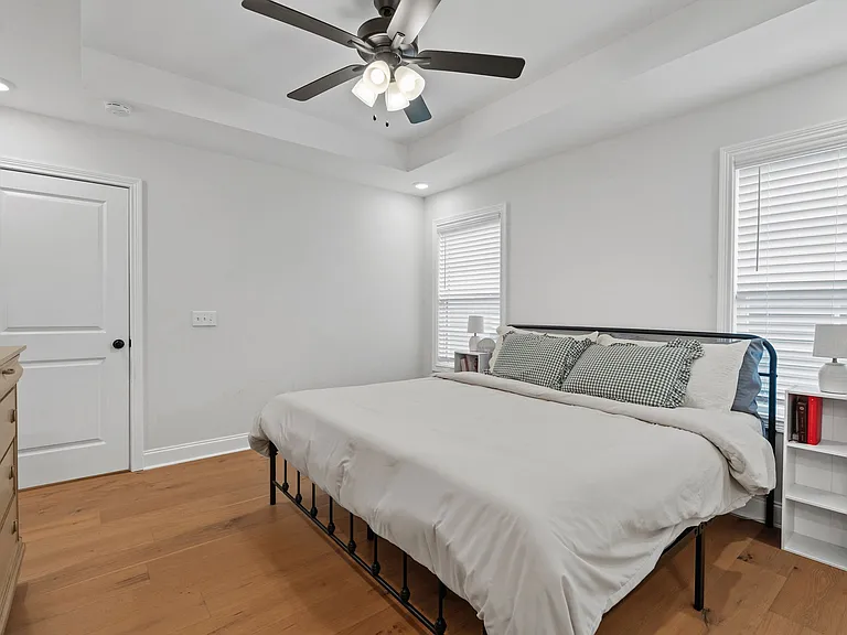 668 Pleasant Meadow Ln — Photo 23
