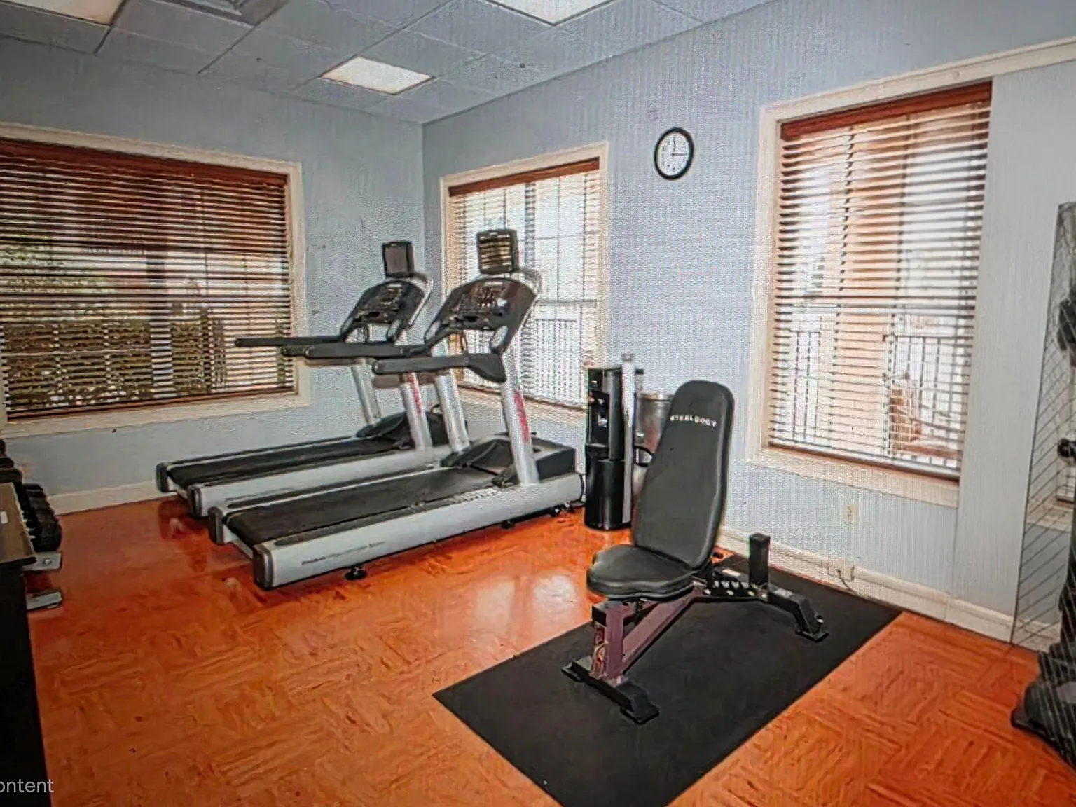 3 bed, 3.0 bath, 1400 sqft, $1,481 — Photo 4