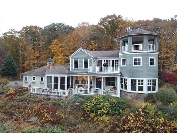 2nd image of 41 Curry Ln