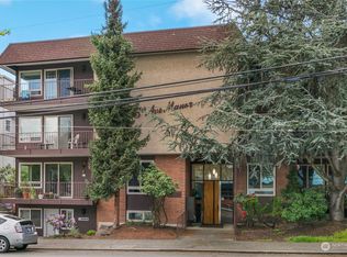 8309 5th Ave NE, Seattle, WA 98115