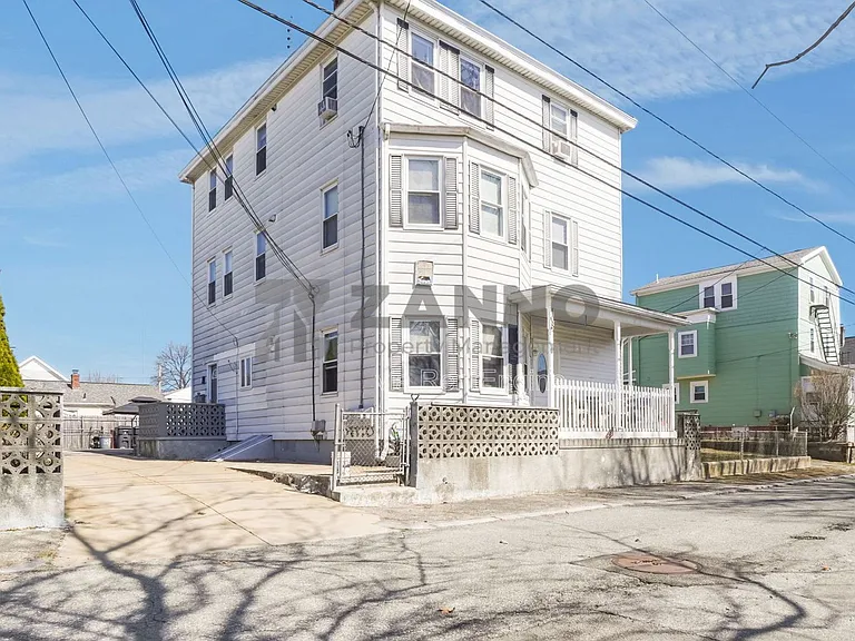 108 Woodward Ave #2 — Photo 2