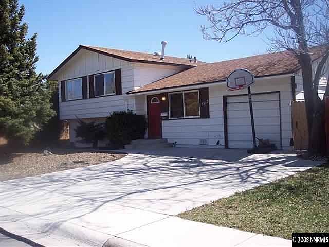 2nd image of 3115 Heights Dr