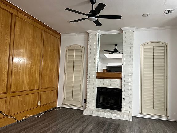 3rd image of 3305 Hilltop Ln
