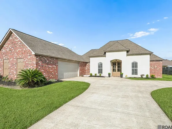 4001 Moss Trail Dr, Zachary, LA 70791