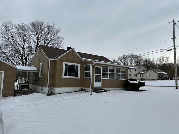 592 Bedford Rd, West Middlesex, PA 16159