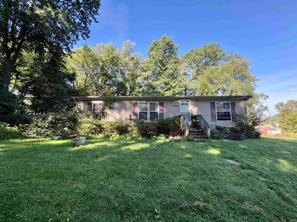 2205 Philippa St, South Bend, IN 46613