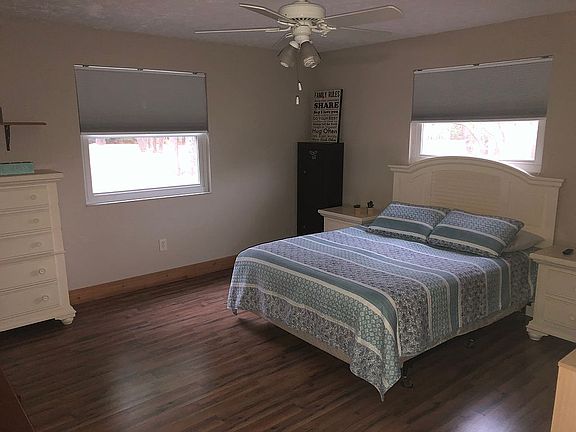 2nd image of 1230 Sunny Ct