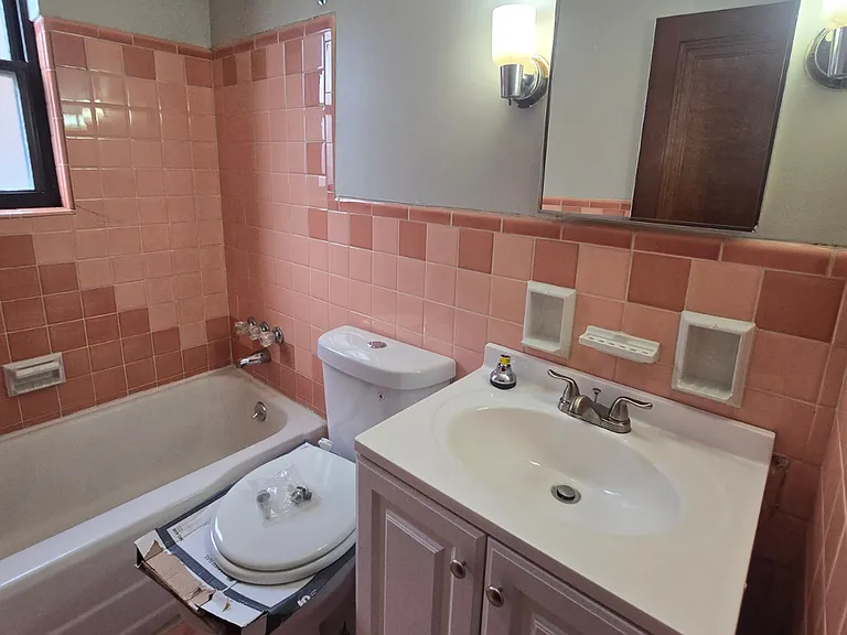 Boudinot Apartments — Photo 12