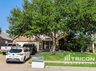 1505 Parkside Dr, Mansfield, TX 76063
