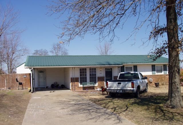 2nd image of 21761 Luann Dr
