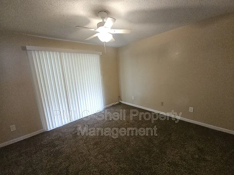 1111 Polk Ave #C — Photo 12