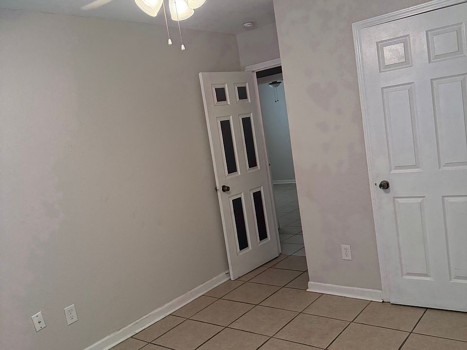 1st image of 8911 Gervais St