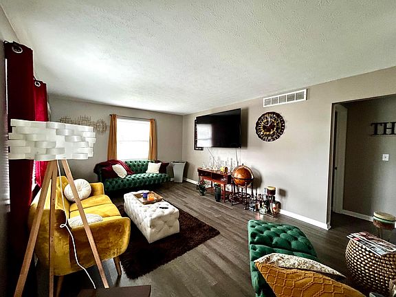 3rd image of 3241 Kenray Dr