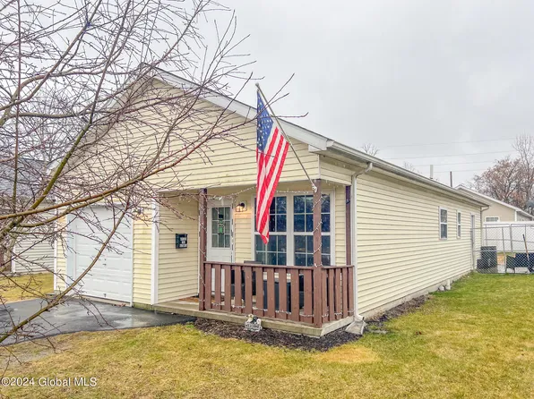 9 Zachary M Avenue, Mechanicville, NY 12118