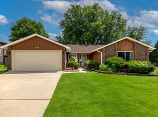 300 Byron Ave, Bloomingdale, IL 60108