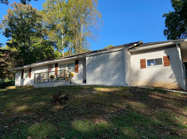 4917 Moss Dr, Knoxville, TN 37912