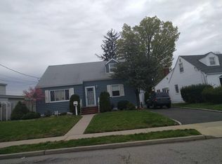 698 Alton Rd, West Hempstead, NY 11552