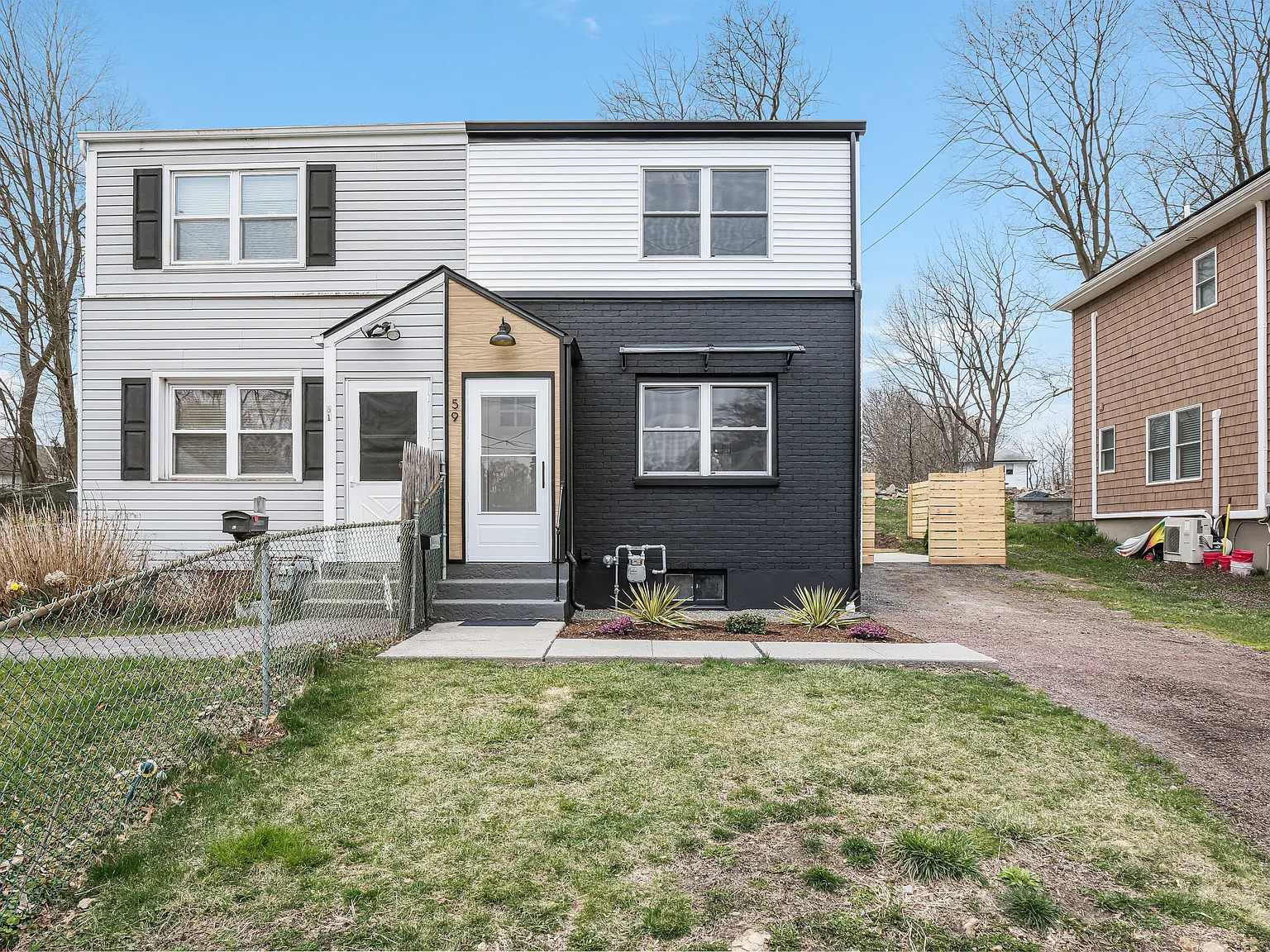 2 bed, 1264 sqft, $3,000 — Photo 1