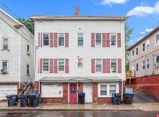 870 Douglas Ave, Providence, RI 02908