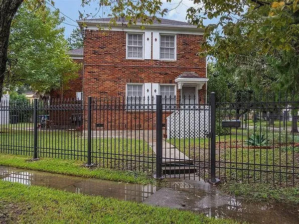 1719 Fourcade St, Houston, TX 77023