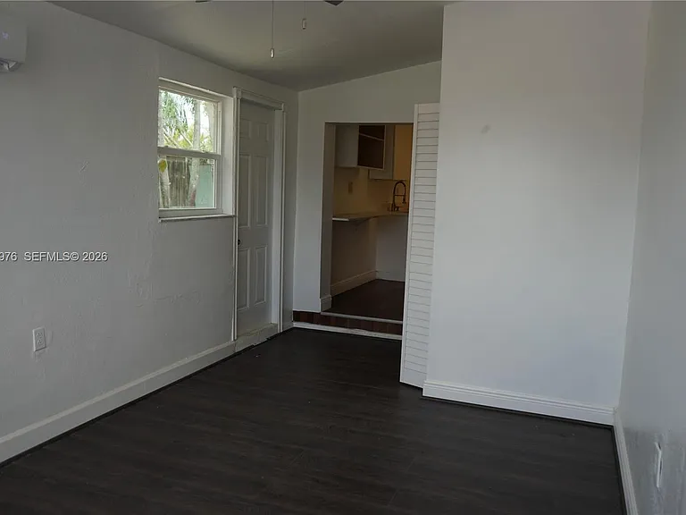 12455 SW 185th Ter #1 — Photo 6