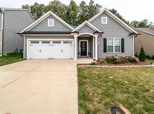 4542 River Gate Dr, Clemmons, NC 27012