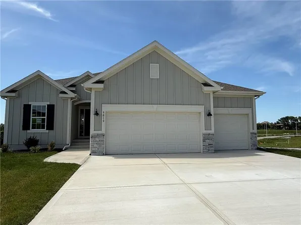 9810 N Laurel Ave, Kansas City, MO 64157