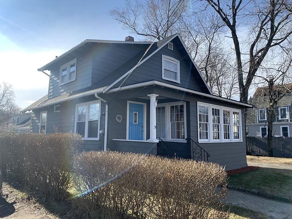 1st image of 34 Parkland Ave