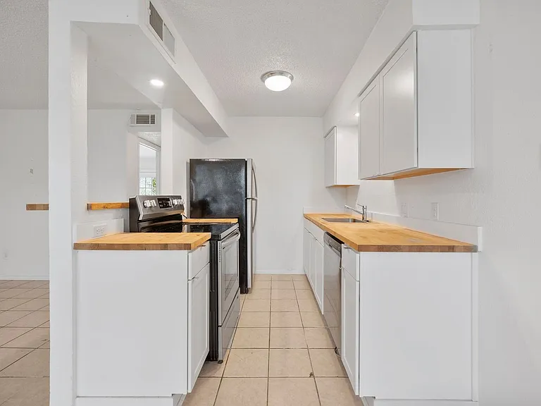 7450 Ruby Pl — Photo 10