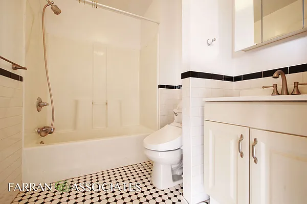 Rented by Farran & Associates | media 44