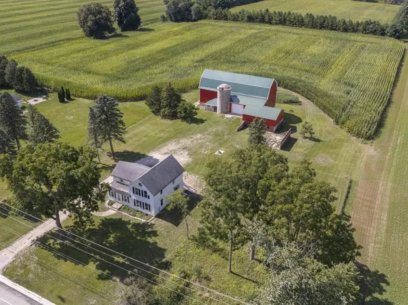 7033 County Highway M, West Bend, WI 53090