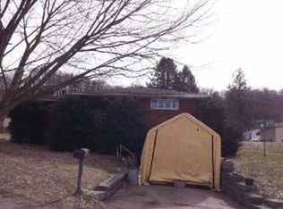 5910 Roslyn St, McKeesport, PA