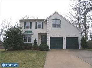 13 Frosty Hollow Ct, Sicklerville, NJ 08081