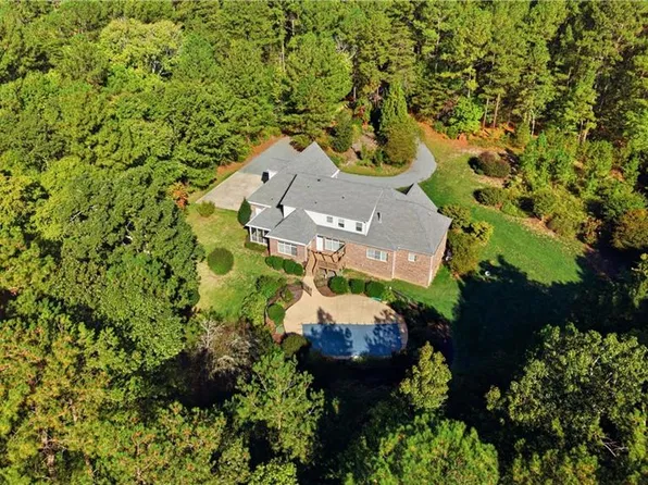 174 Carillon Dr, Pittsboro, NC 27312